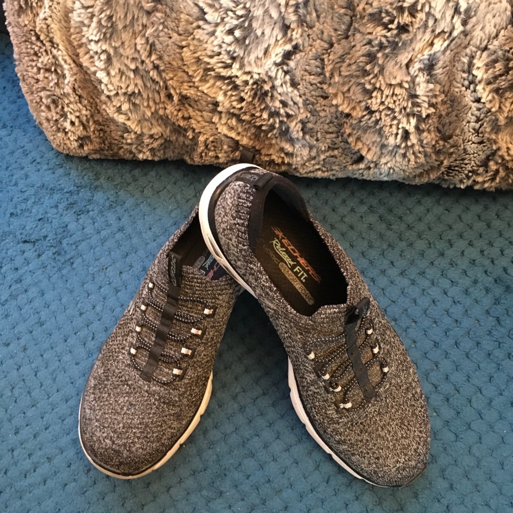 Skechers Charcoal Slip-On Shoes, relax fit, like new! 7.5